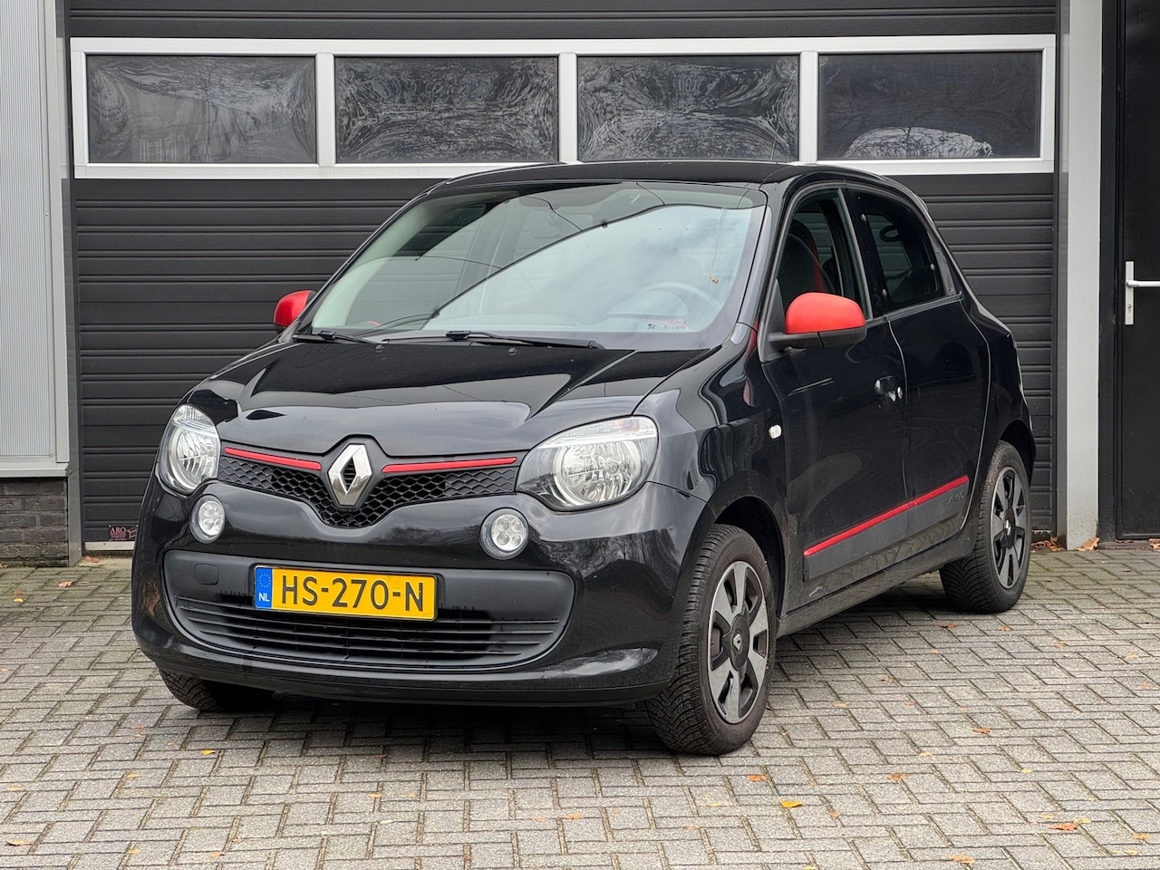 Renault Twingo - 1.0 SCe Collection LOOPT OP 2 CYLINDERS - AutoWereld.nl