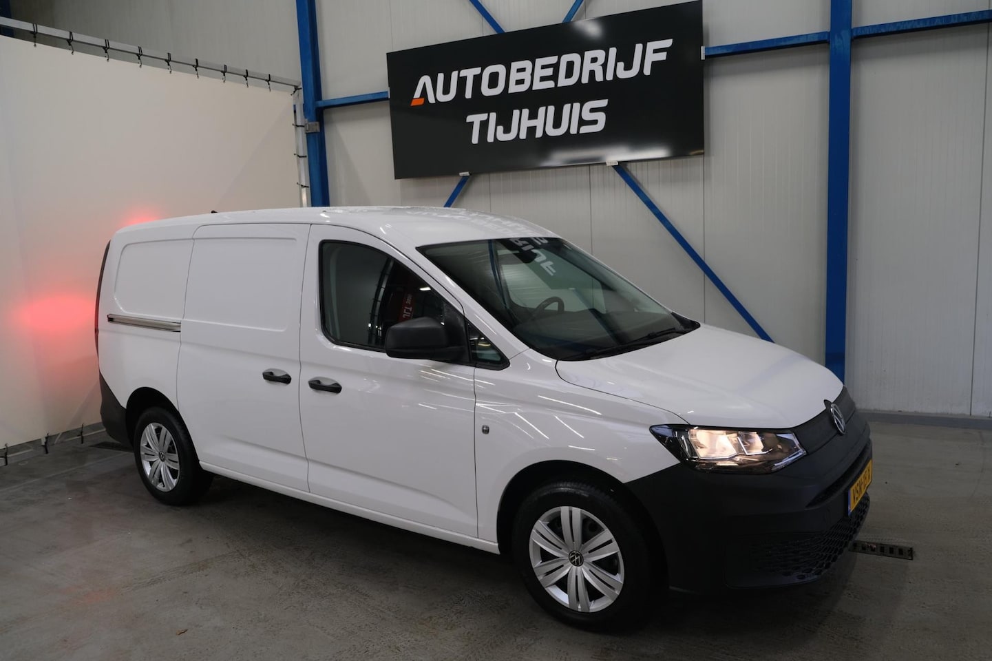 Volkswagen Caddy Cargo Maxi - 2.0 TDI Comfort Automaat - N.A.P. Airco, Cruise, PDC. - AutoWereld.nl