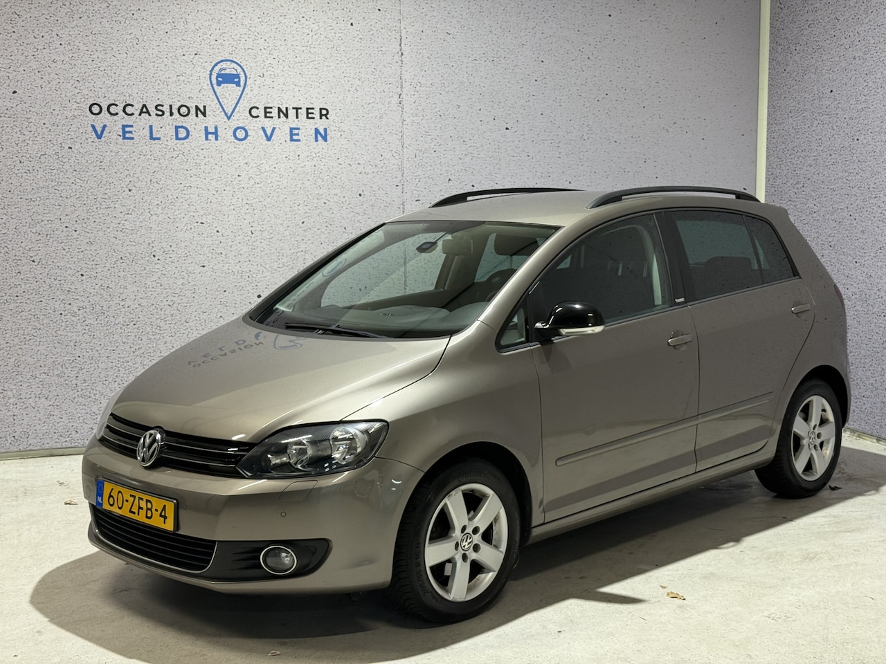 Volkswagen Golf Plus - 1.2 TSI Highline // NIEUWE DISTRIBUTIE ÉN APK // - AutoWereld.nl