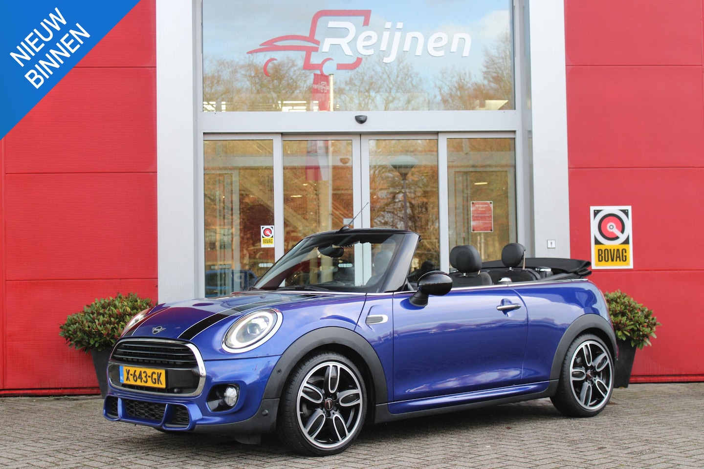 MINI Cabrio - Mini 1.5 136PK COOPER JCW | JOHN COOPER WORKS PAKKET | SPORTSTOELEN MET LEDEREN BEKLEDING - AutoWereld.nl