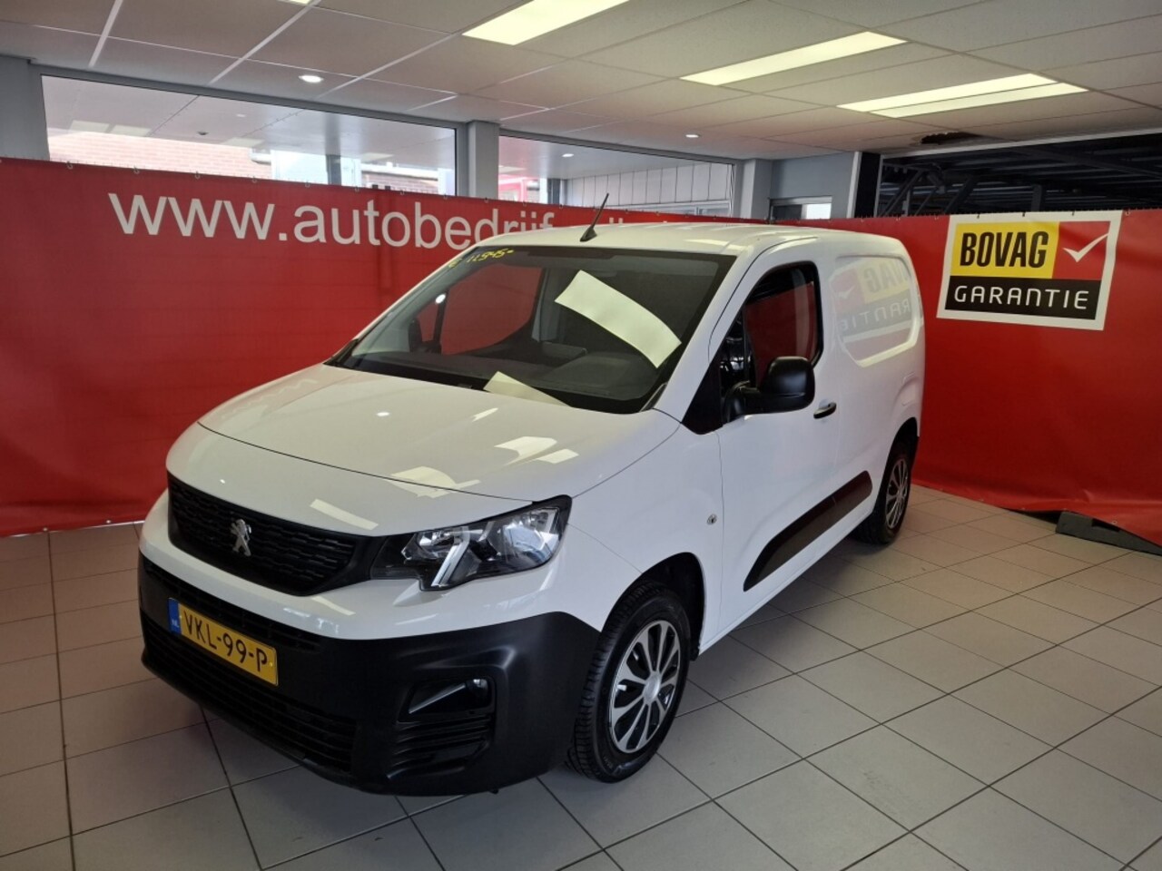 Peugeot Partner - 1.2 PT. Premium - AutoWereld.nl