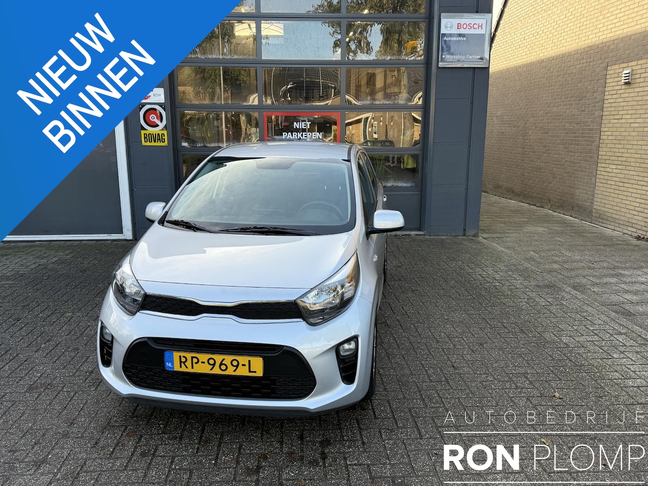 Kia Picanto - 1.0 CVVT ComfortPlusLine Navigator / Airco/ Navigatie/ Apple carplay/ Camera/ LED/ LMV - AutoWereld.nl