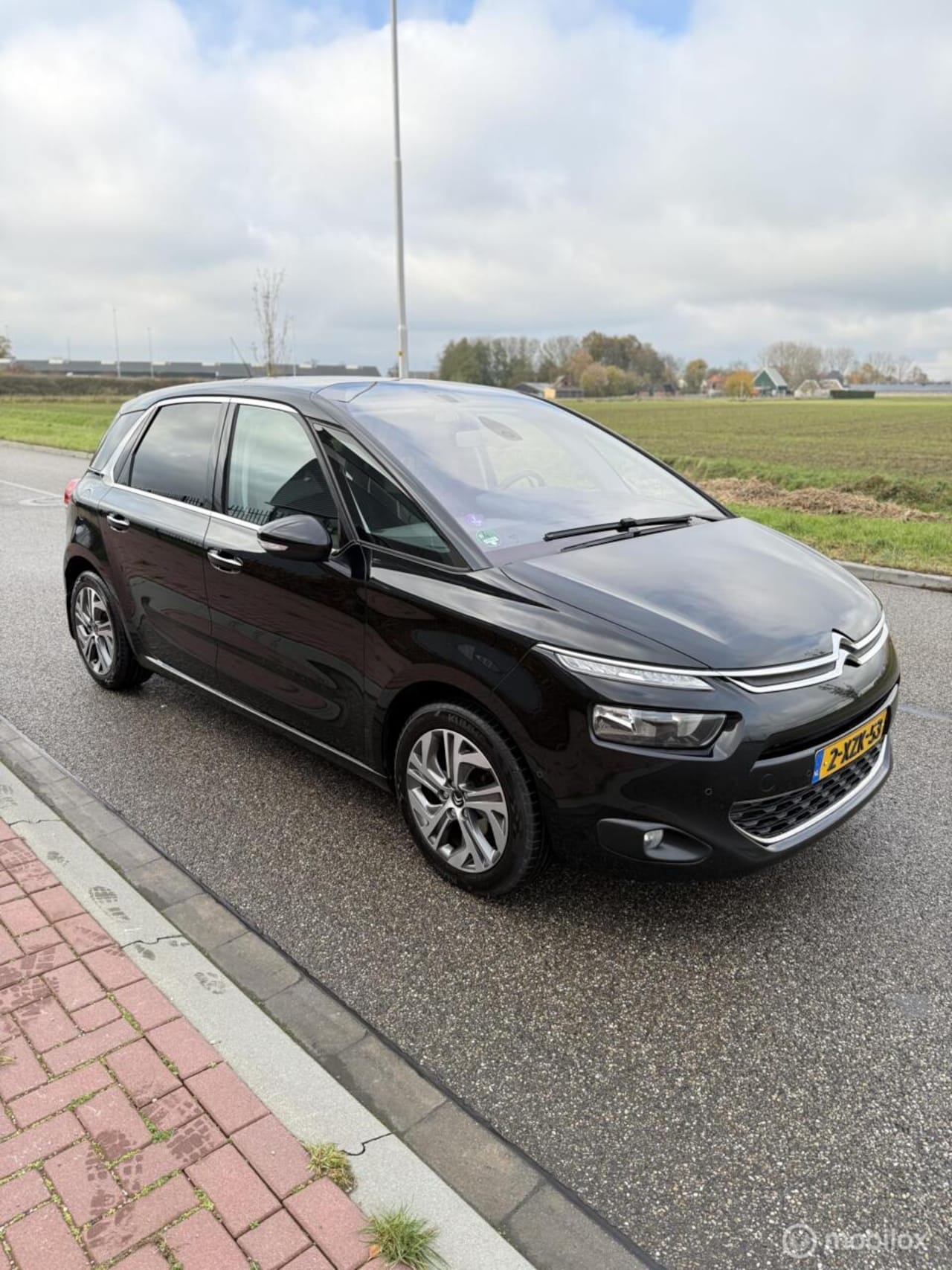 Citroën C4 Picasso - 1.6 e-THP Intensive Automaat - AutoWereld.nl