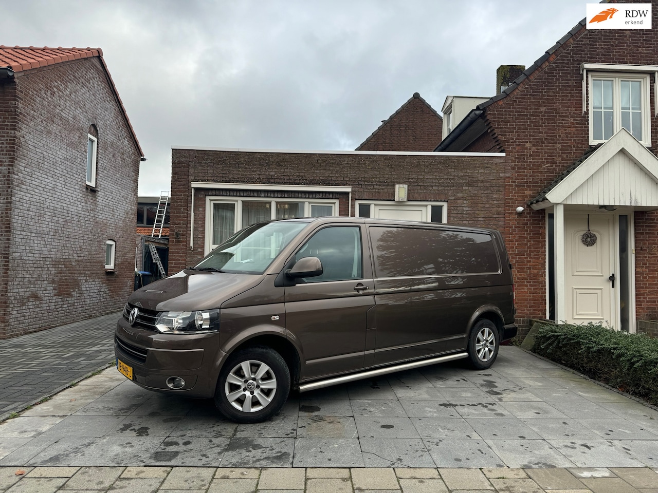 Volkswagen Transporter - 2.0 TDI L2H1 DC Trendline 2.0 TDI L2H1 DC Trendline - AutoWereld.nl