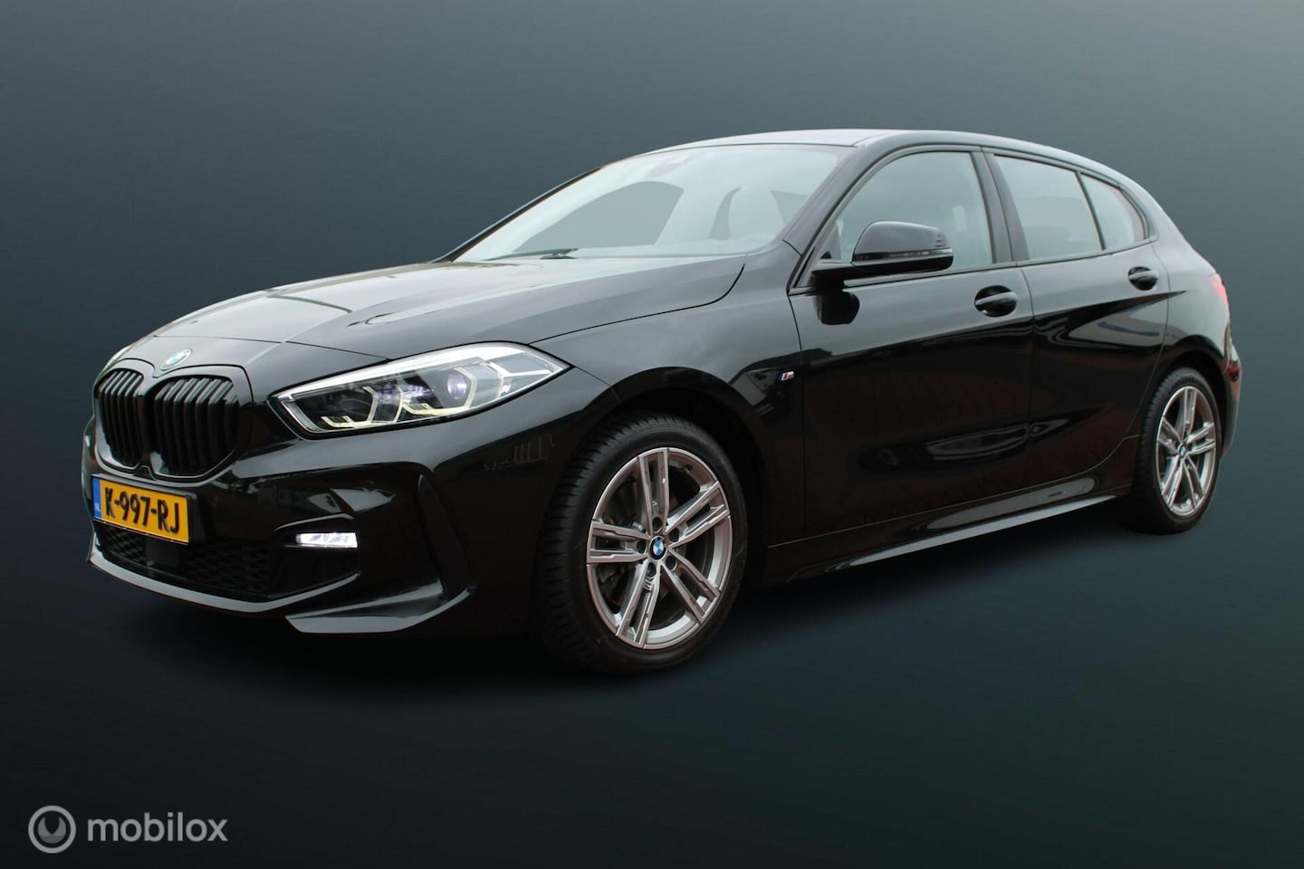 BMW 1-serie - 118i M Sport Pakket High Executive, Sportstoelen, Carplay, Pdc voor + achter, Full led ver - AutoWereld.nl