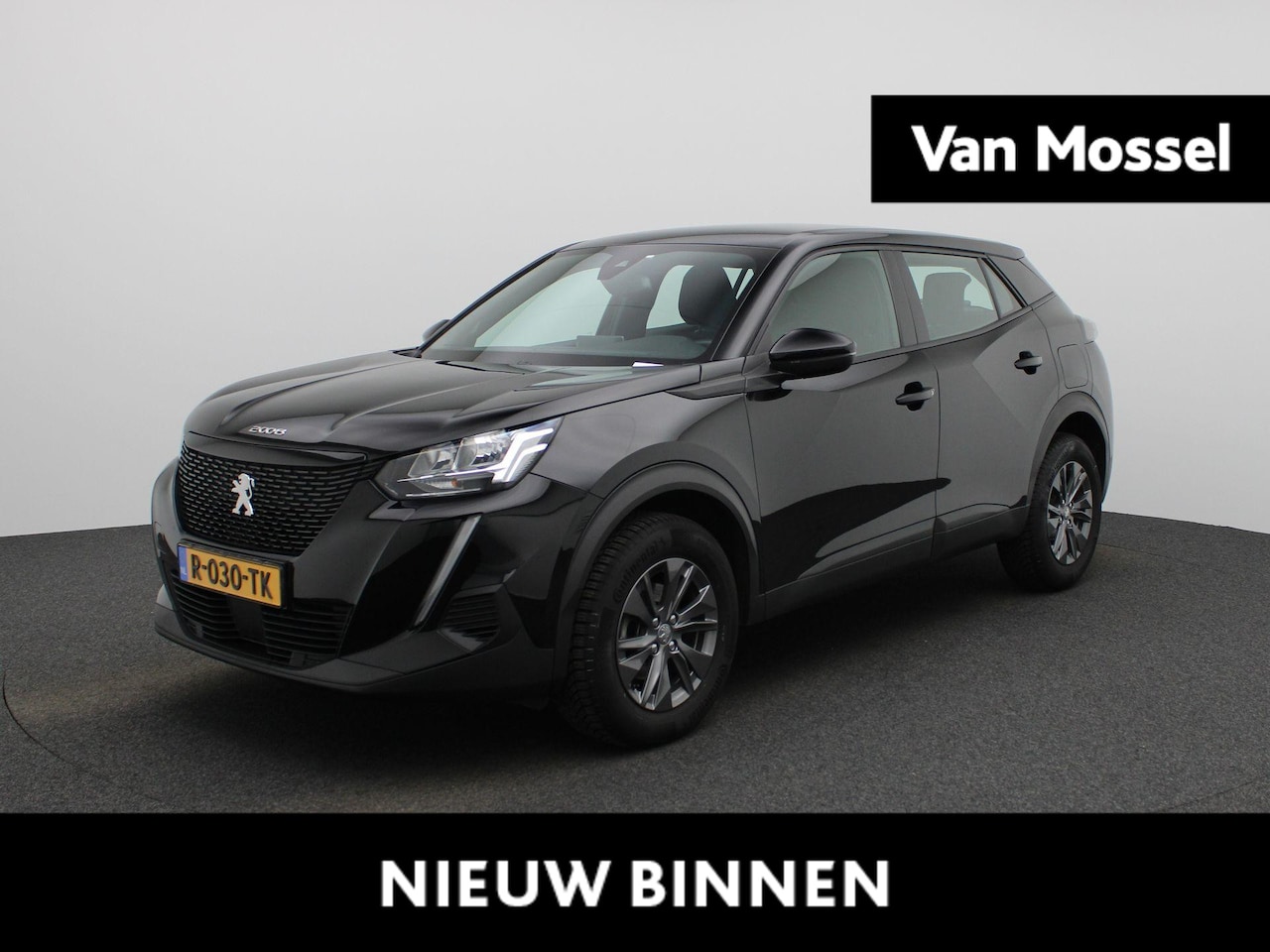 Peugeot 2008 - 1.2 PureTech Active Pack | AUTOMAAT | TREKHAAK | NAVIGATIE | PARKEERSENSOREN | CRUISE CONT - AutoWereld.nl