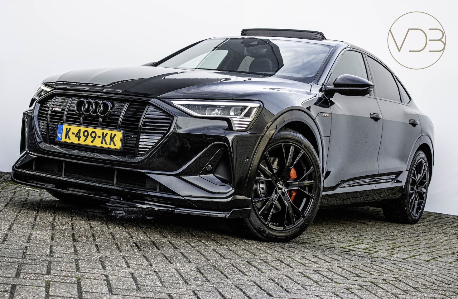 Audi e-tron Sportback - 55 408pk S-Line SOH 91,3% 21inch Pano Origineel NL - AutoWereld.nl