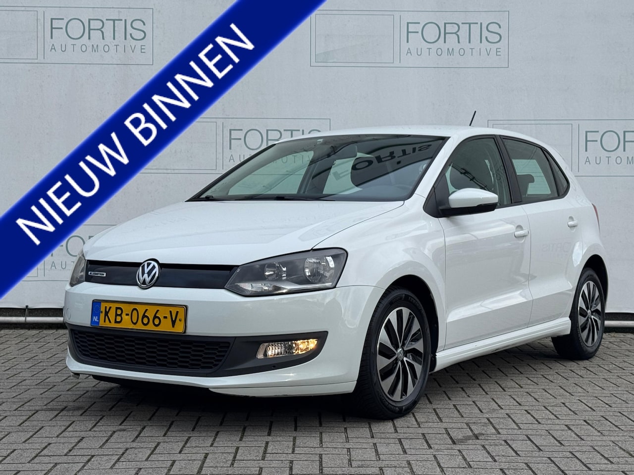 Volkswagen Polo - 1.0 BlueMotion Edition NL-AUTO | CARPLAY | NAVI - AutoWereld.nl