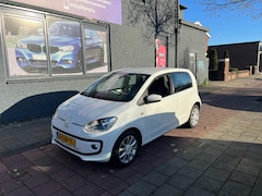 Volkswagen Up! - 1.0 BMT high up navi parksensor stoelverwarming
