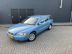 Volvo V70 - 2.4 Automaat Youngtimer BTW Auto