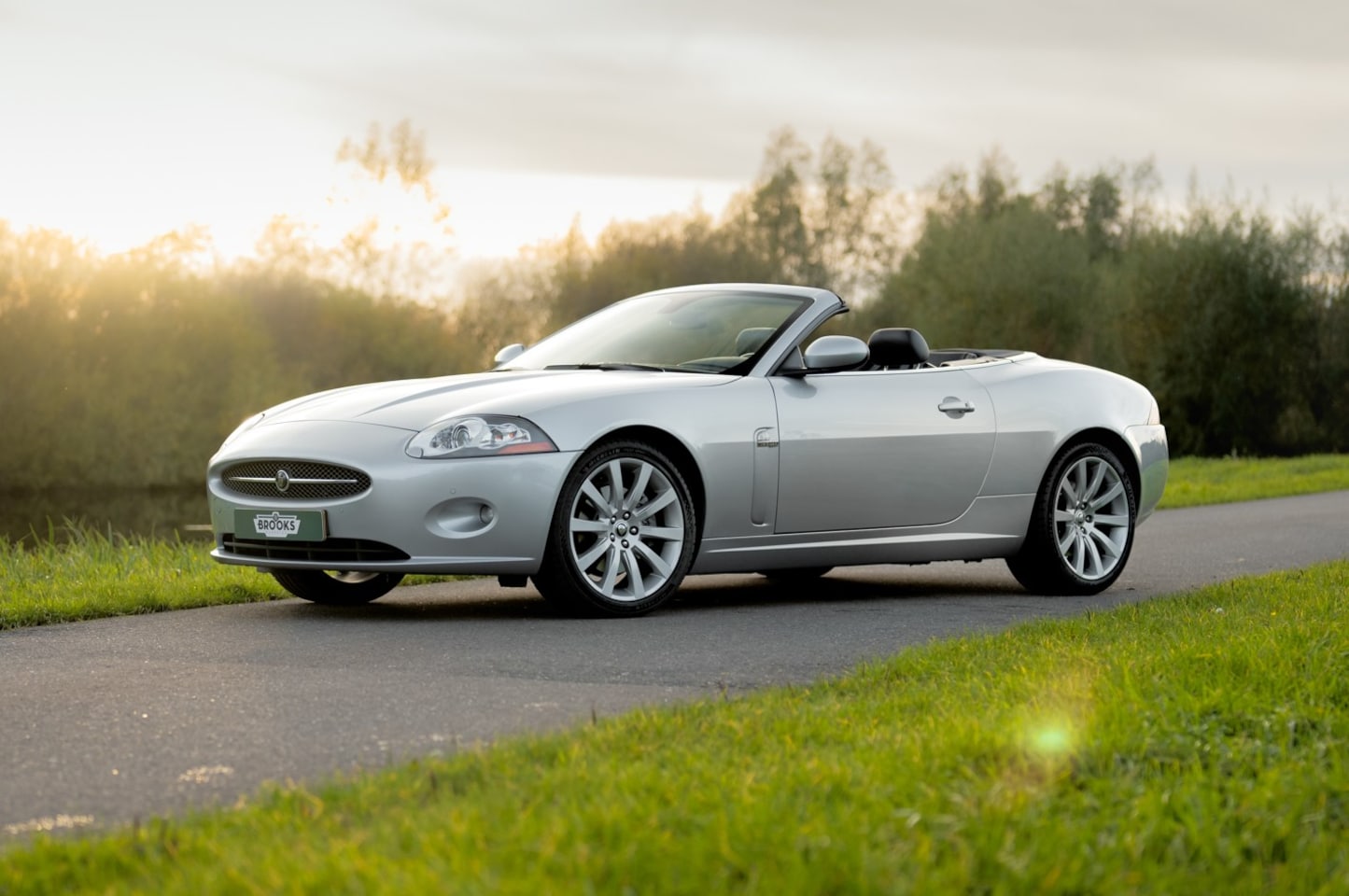 Jaguar XK - 4.2 V8 Convertible Dealer onderhouden - AutoWereld.nl