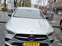 Mercedes-Benz CLA-klasse Shooting Brake - 180 Luxury Line Shooting Brake Face lift Full options duurste uitvoering.