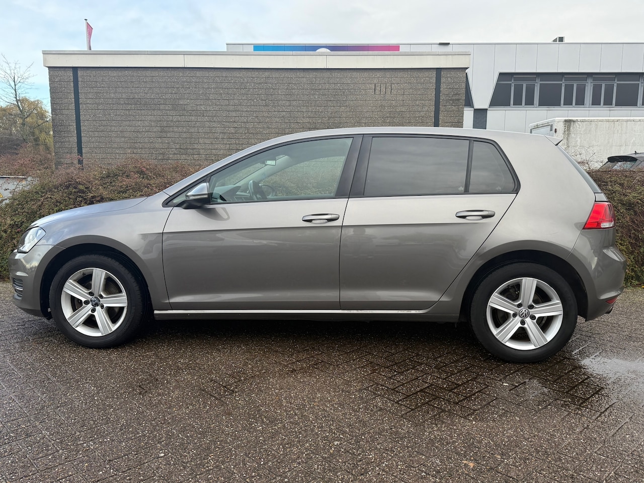 Volkswagen Golf - 1.2 TSI Highline - Automaat - AutoWereld.nl
