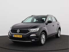Volkswagen T-Roc - 1.0 TSI Style/ lage km/ trekhaak/ zeer mooi