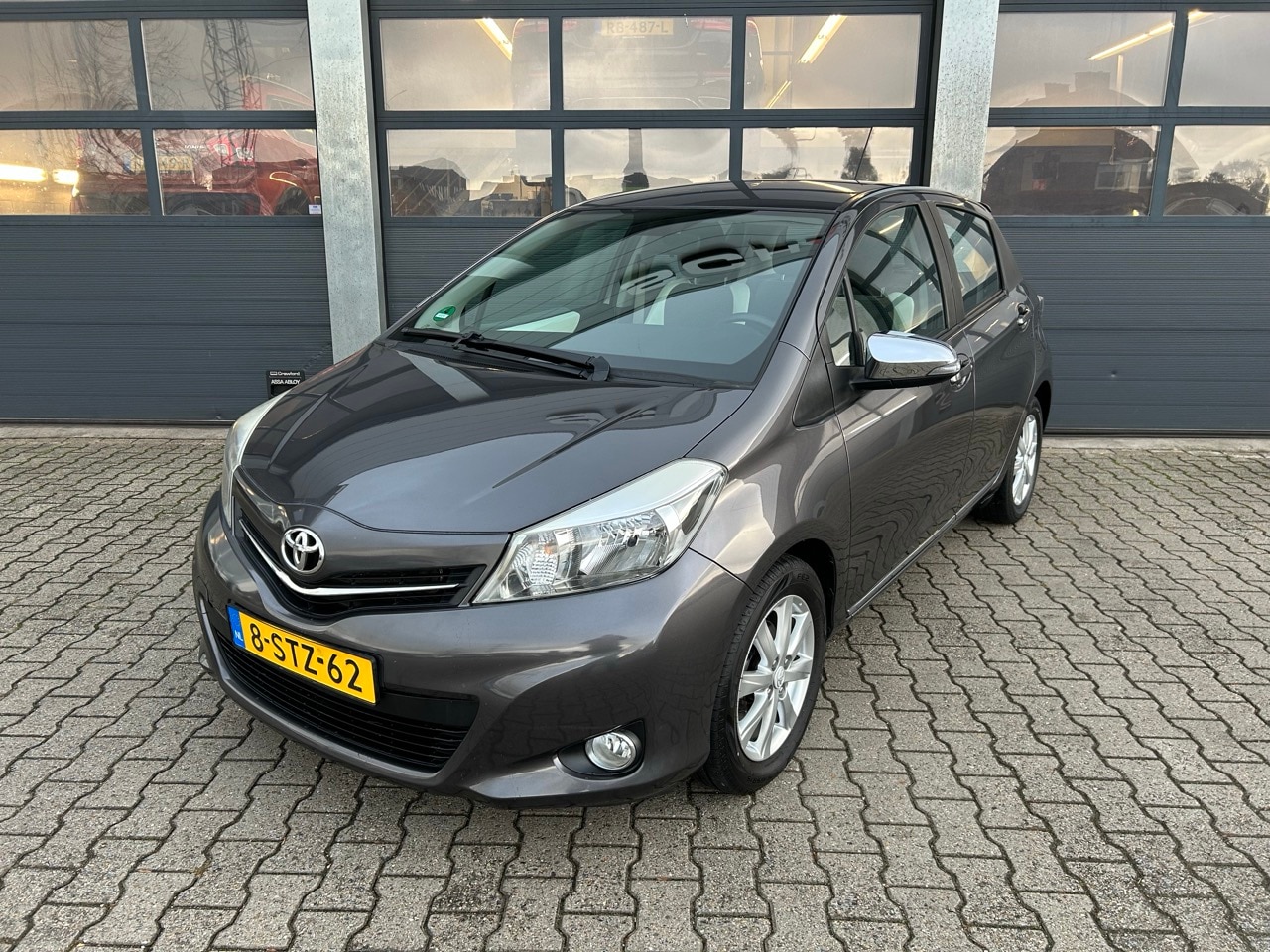 Toyota Yaris - 1.0 VVT-i Trend 1.0 VVT-i 69pk 5-drs Trend - AutoWereld.nl