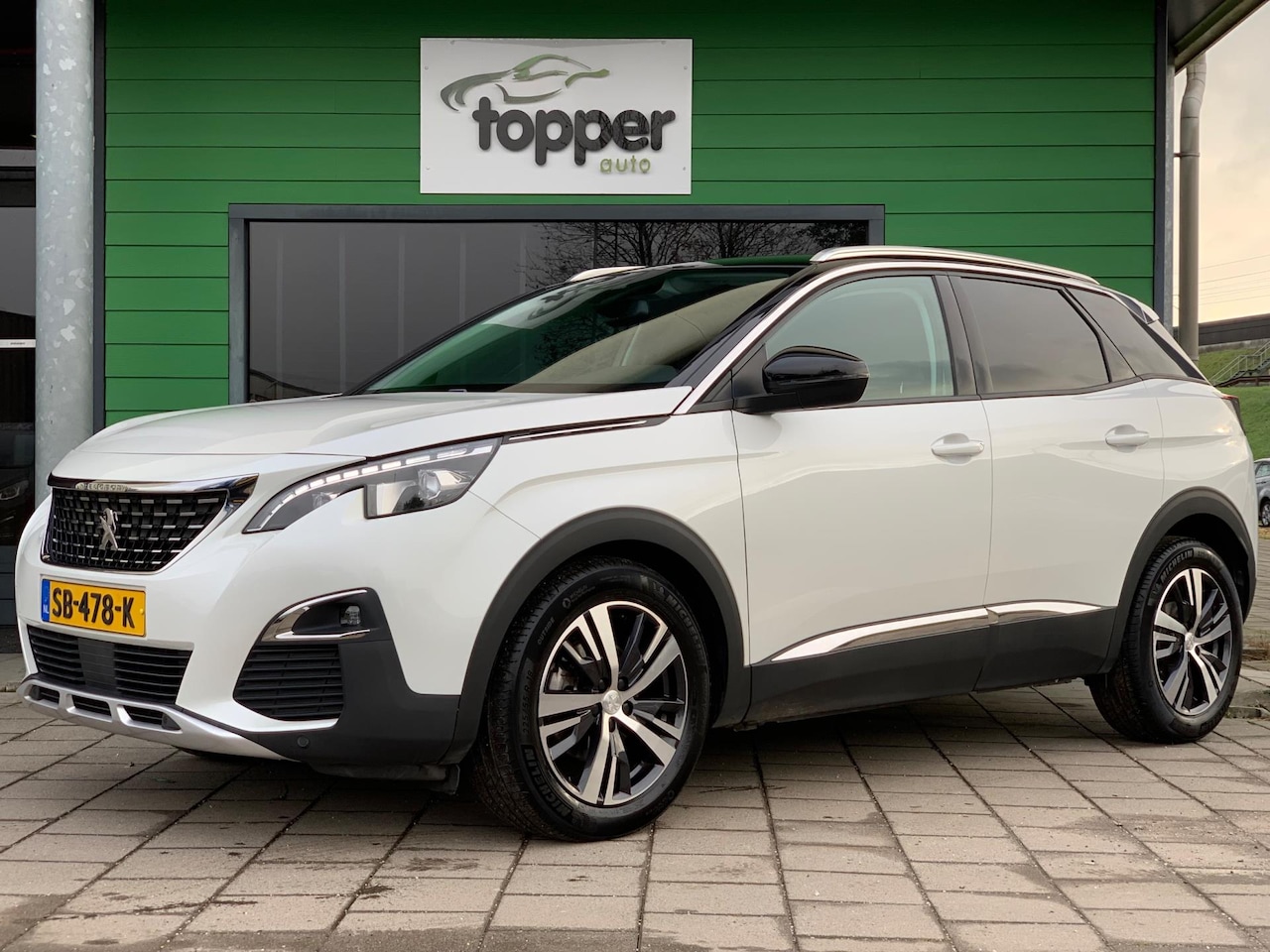 Peugeot 3008 - 1.2 PureTech Allure | Automaat | Camera | Navi | Cruise Control | LED | - AutoWereld.nl