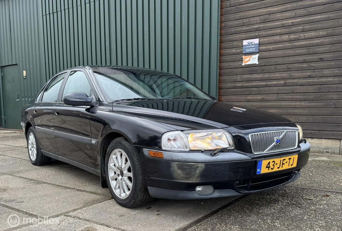 Volvo S80 - 2.4 AUT APK 05-26 inruilkoopje - AutoWereld.nl