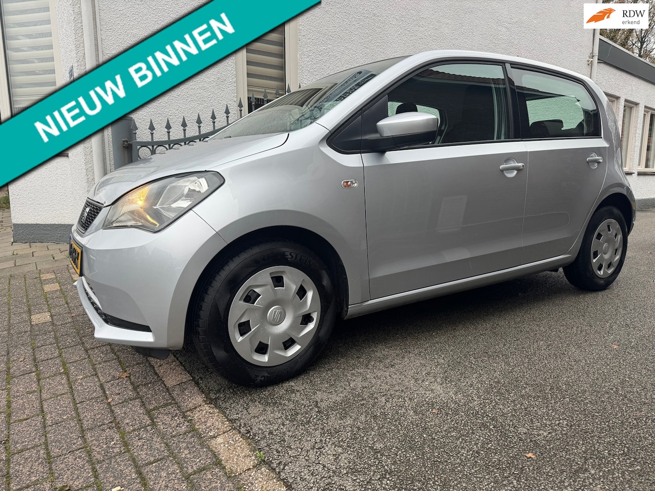 SEAT Mii - 1.0 fr connect airco cv elektr ramen dealer onderhouden - AutoWereld.nl