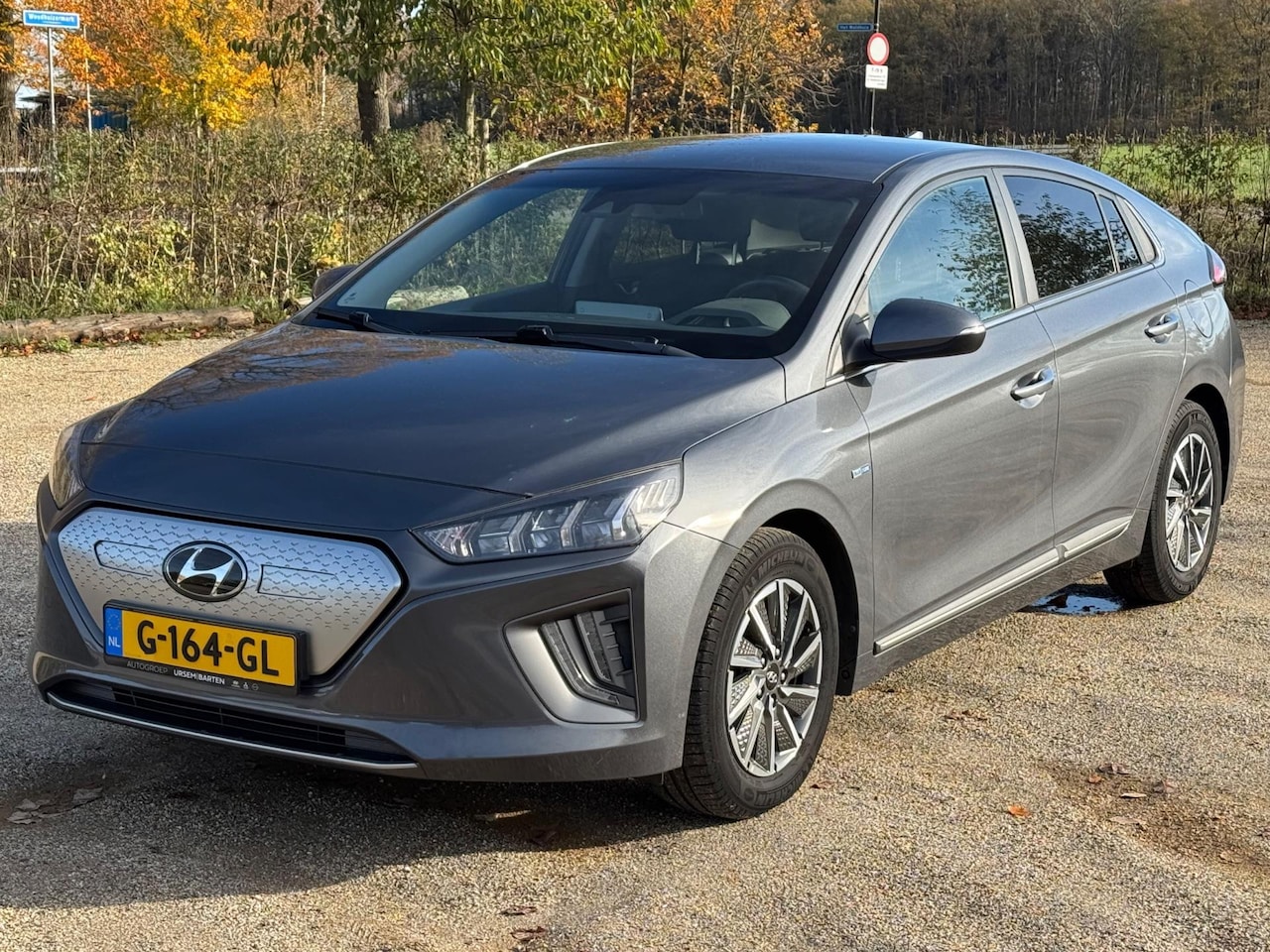 Hyundai IONIQ - Comfort EV 38 kWh SOH95% *NAVI/CAMERA - AutoWereld.nl