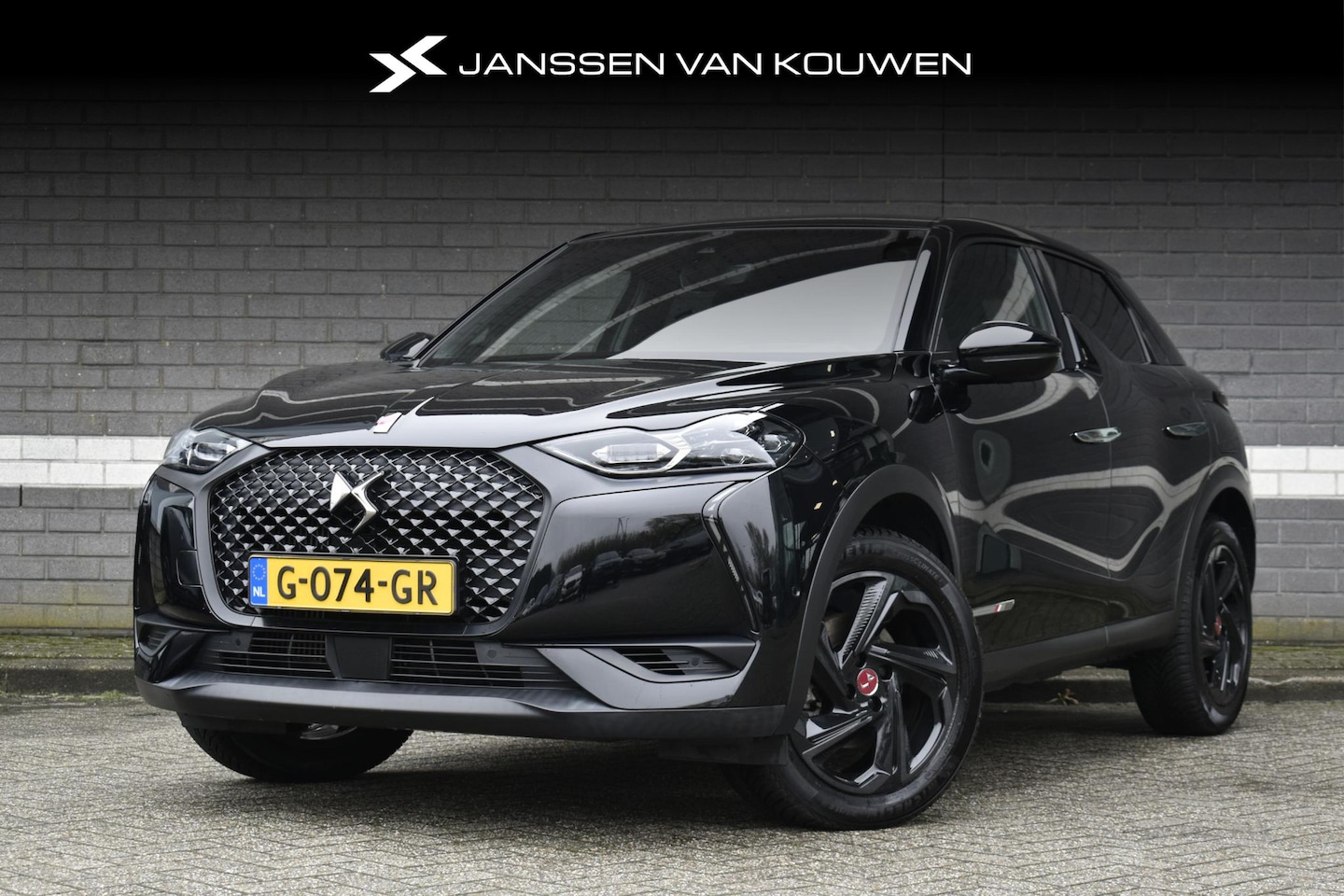 DS 3 Crossback - 1.2 PureTech Performance Line / Head-Up Display / Dodehoek Detectie / Camera / Carplay - AutoWereld.nl