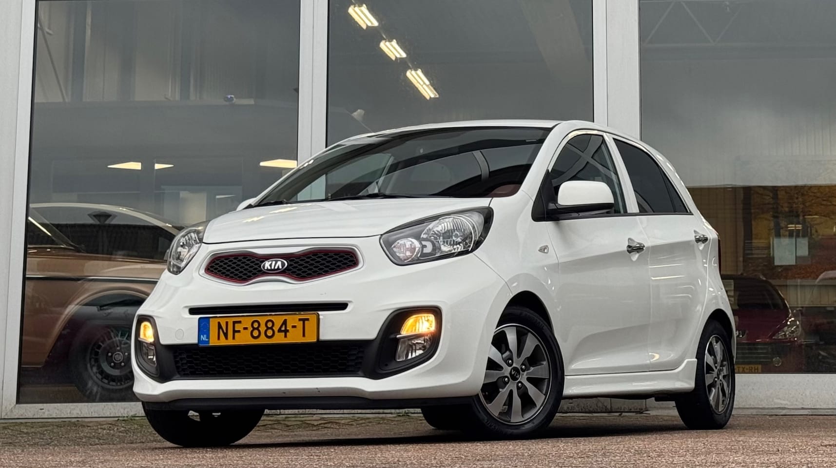 Kia Picanto - 1.0 CVVT BusinessLine 5-Drs Airco LM velgen Nieuw APK - AutoWereld.nl