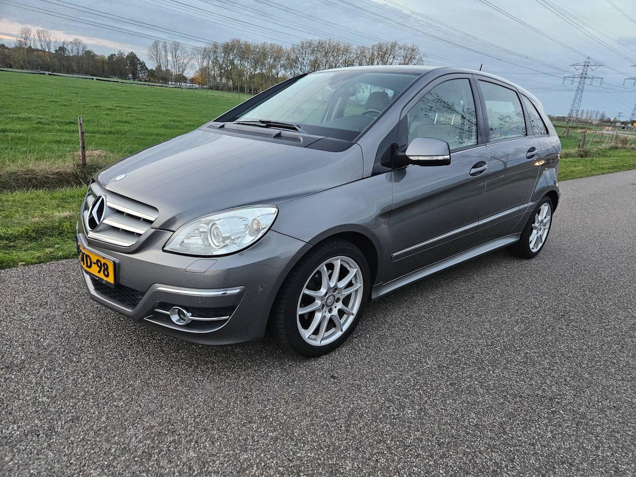 Mercedes-Benz B-klasse - 200 Automaat - AutoWereld.nl