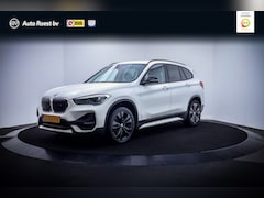 BMW X1 - 18iA High Executive FULL LED | CAMERA | AFN TREKHAAK | NAVI | STOELVERW | KEYLESS | ELEK K
