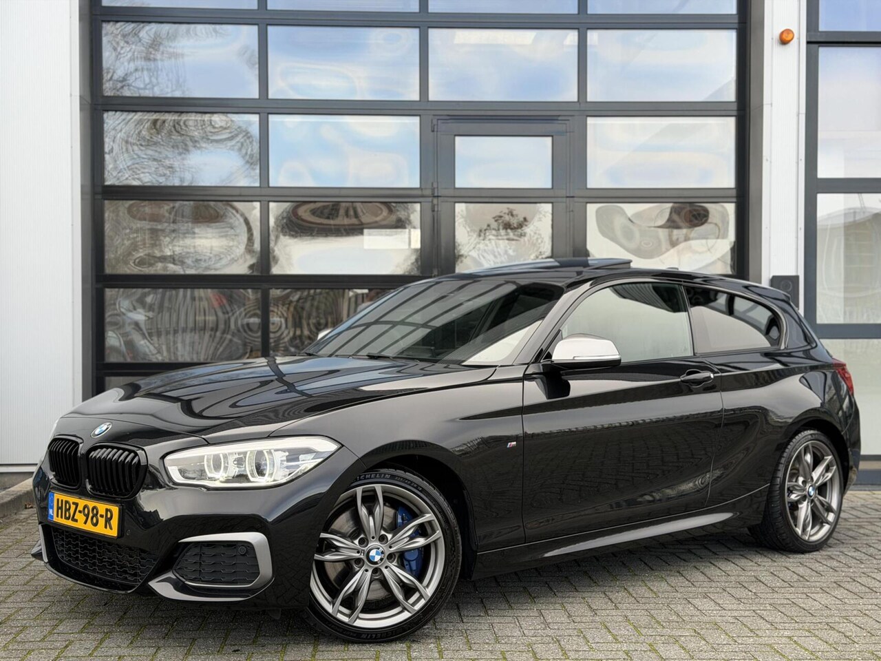 BMW 1-serie - M140i xDrive Centennial High Executive M140i xDrive Centennial High Executive - AutoWereld.nl
