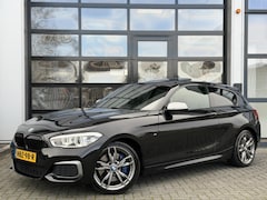 BMW 1-serie - M140i xDrive High Executive 320PK+ / PANO / LED
