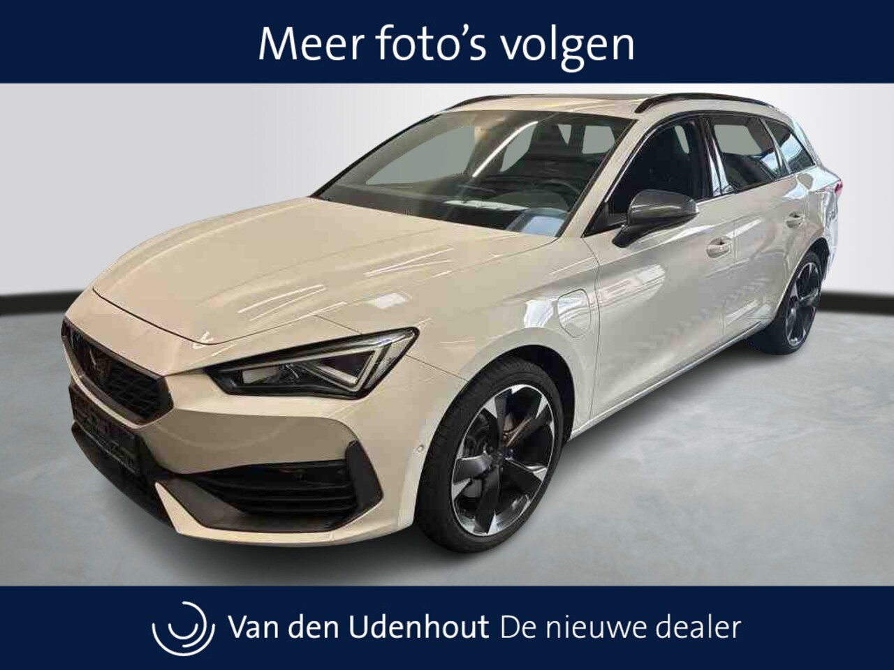 CUPRA Leon Sportstourer - 1.4 TSI eHybrid 204pk PHEV Adrenaline / Panoramadak / Elektrische achterklep / Navigatie - AutoWereld.nl