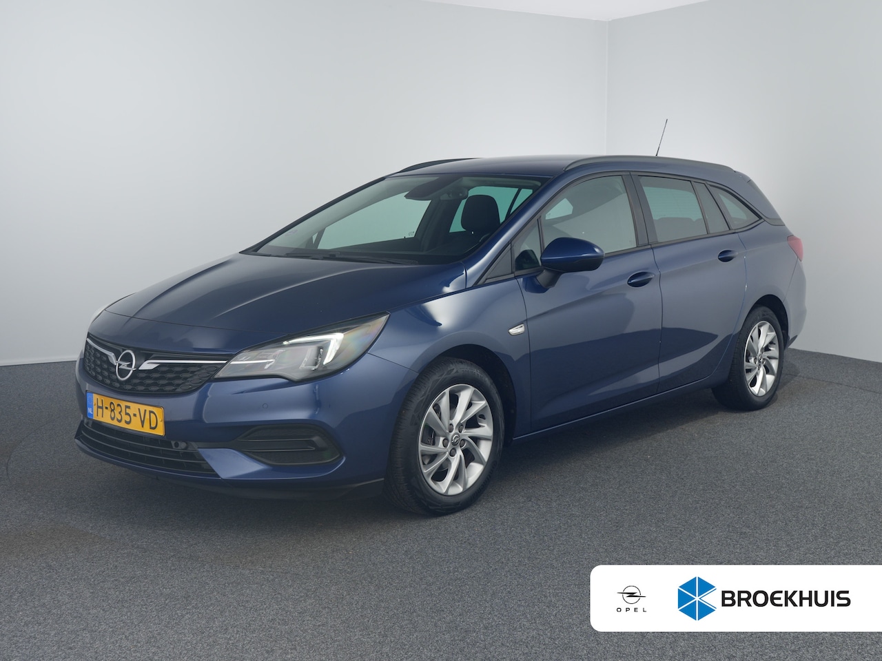 Opel Astra Sports Tourer - 1.2 Edition | Trekhaak (vast) - AutoWereld.nl