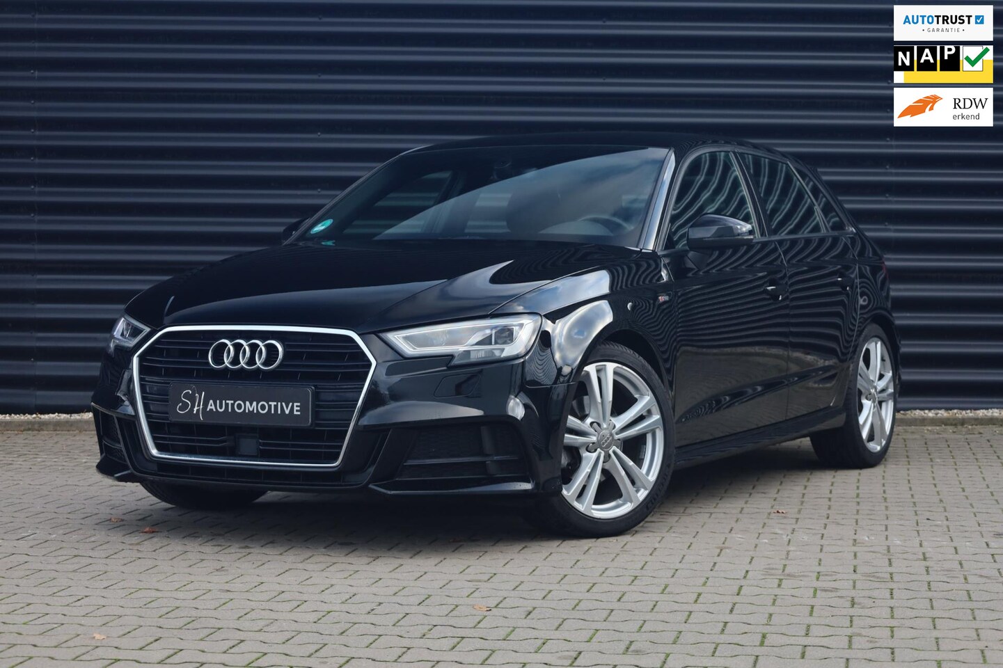 Audi A3 Sportback - 35 TFSI Sport 3x S-Line / Carplay / Stoelverwarming / Virtual / - AutoWereld.nl