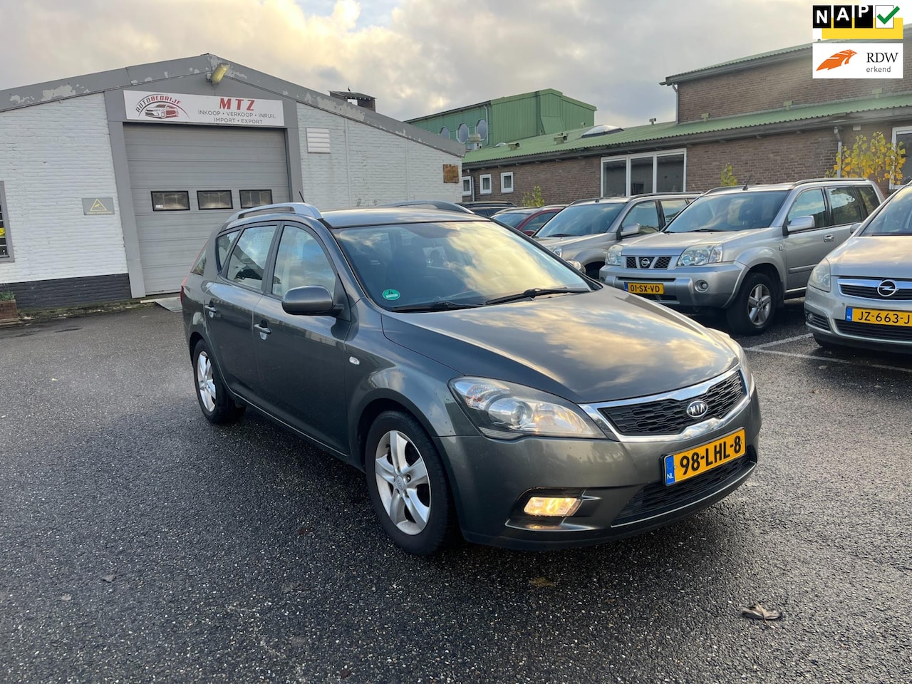Kia Cee'd - 1.4 CVVT X-pect NAVI/ AIRCO - AutoWereld.nl