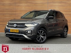 Volkswagen T-Cross - 1.0 TSI Style Parkeerhulp V+A / Carplay / Navigatie