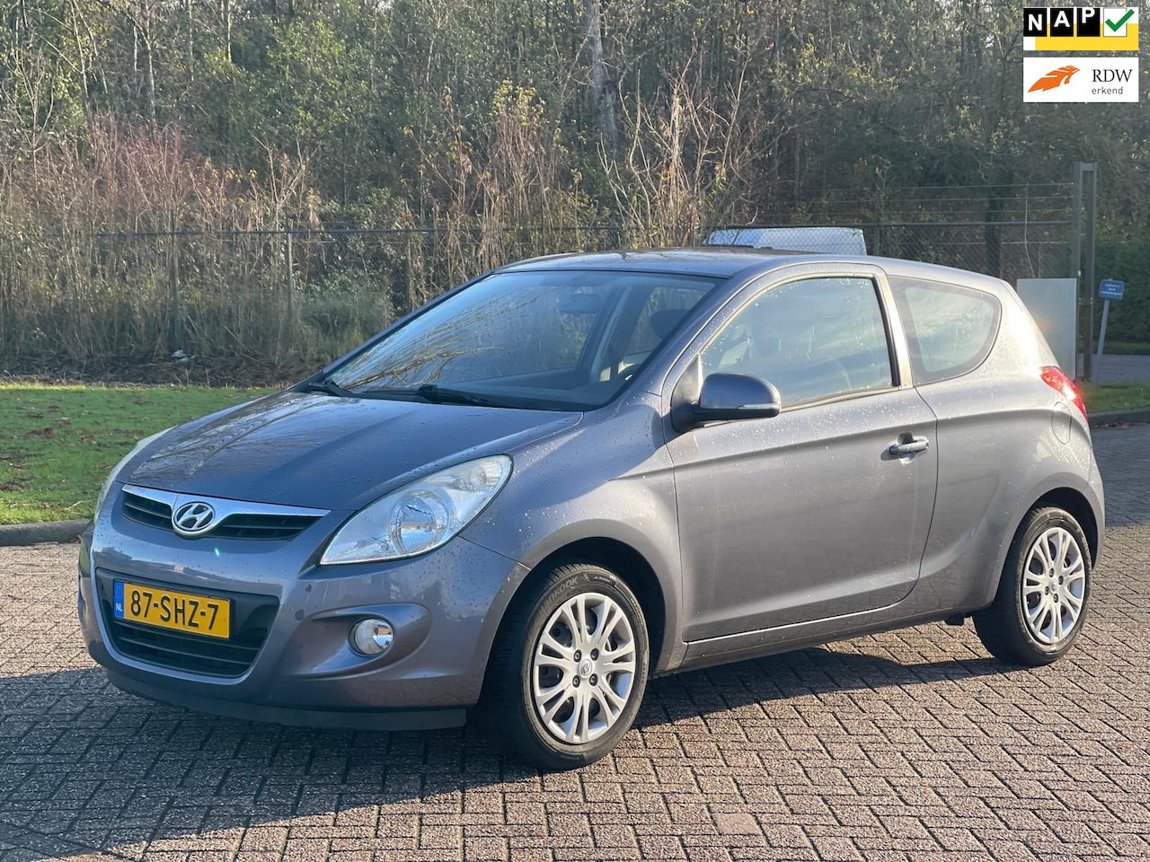 Hyundai i20 - 1.4i i-Motion/AIRCO/ELECRAMEN VOOR - AutoWereld.nl