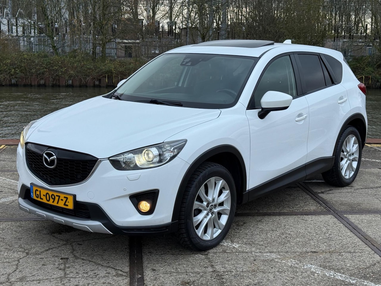 Mazda CX-5 - 2.2D HP GT-M 4WD 2013 ECC/LEDER/AUTOMAAT/XENON! - AutoWereld.nl