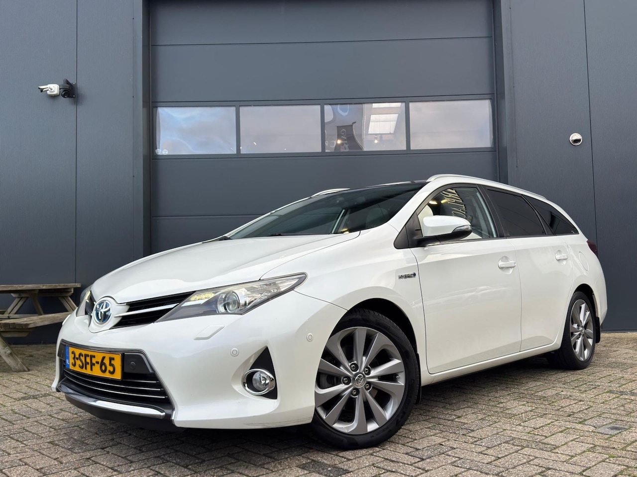 Toyota Auris Touring Sports - 1.8 Hybrid Lease Pro 1.8 Hybrid Lease Pro - AutoWereld.nl