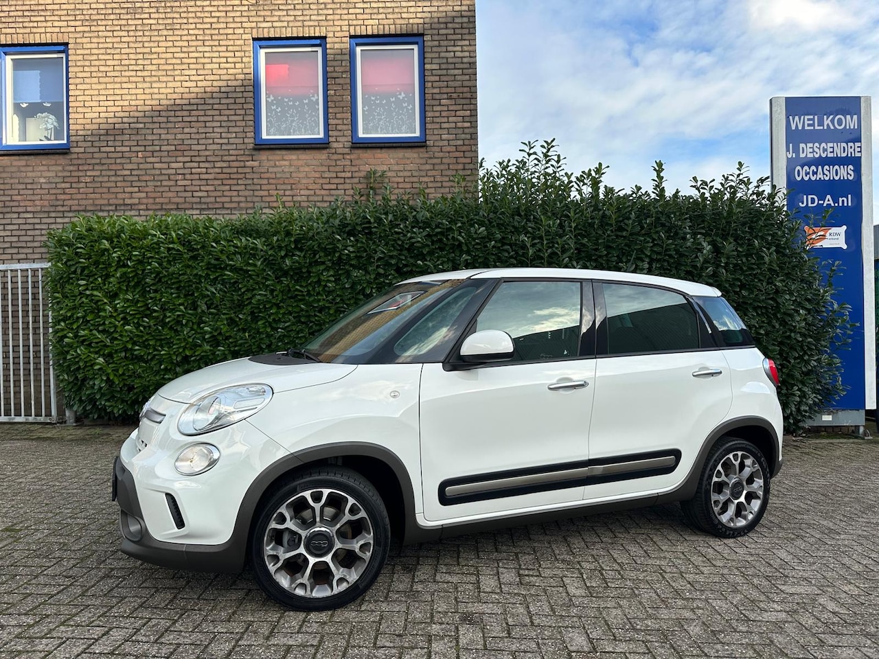 Fiat 500 L - 0.9 TwinAir Trekking Airco, Cruise C, Navigatie, Camera!!!! - AutoWereld.nl
