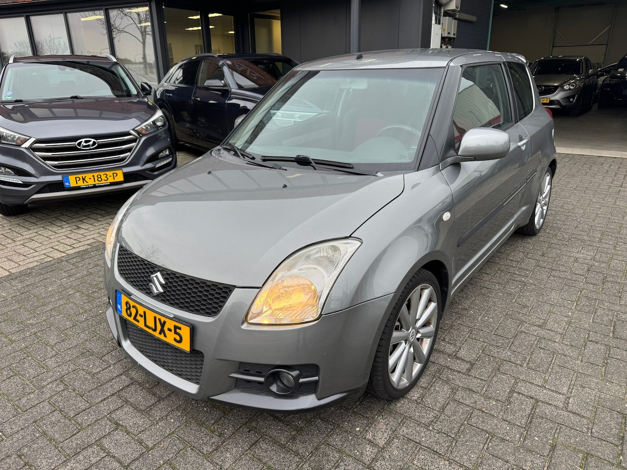 Suzuki Swift - 1.6 Sport CLIMA KUIPSTOEL ZO MEENEMEN - AutoWereld.nl