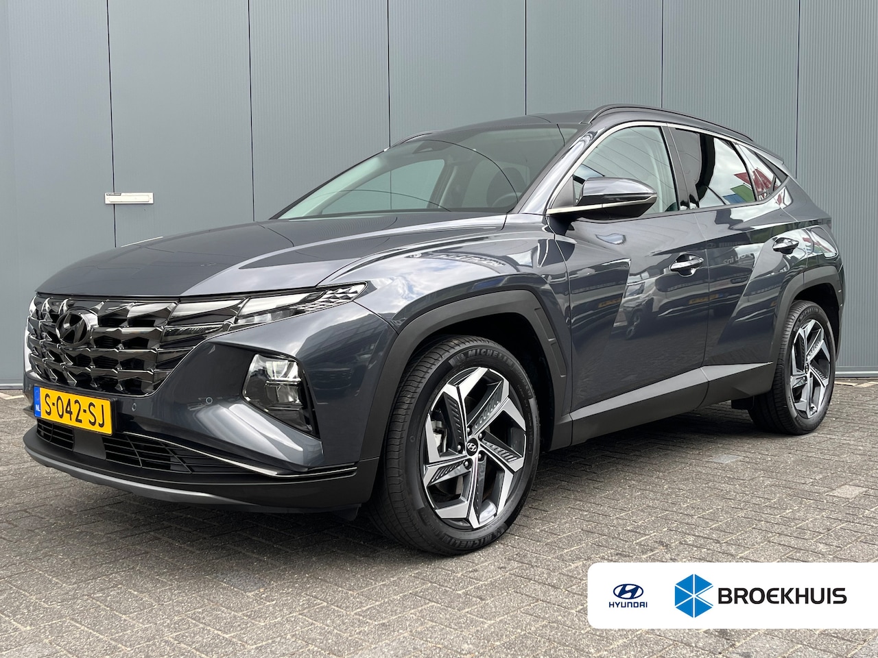 Hyundai Tucson - 1.6 T-GDI 265pk PHEV Comfort Smart 4WD (299,- p/m Demo Deal!) | Climate | Camera | Carplay - AutoWereld.nl