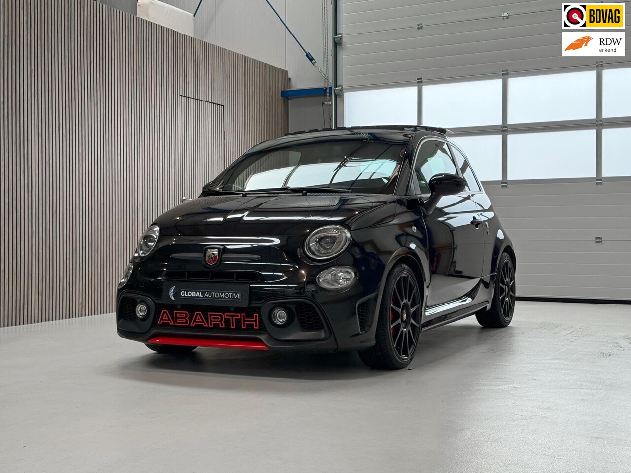 Fiat 500 Abarth - 1.4 T-Jet Competizione 180PK - CARBON SABELT STOELEN - SCHUIFDAK - MONZA UITLAAT - GROOTBE - AutoWereld.nl