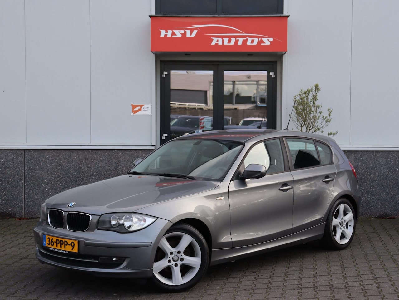BMW 1-serie - 116i Business Line Sport 116i Business Line Sport - AutoWereld.nl