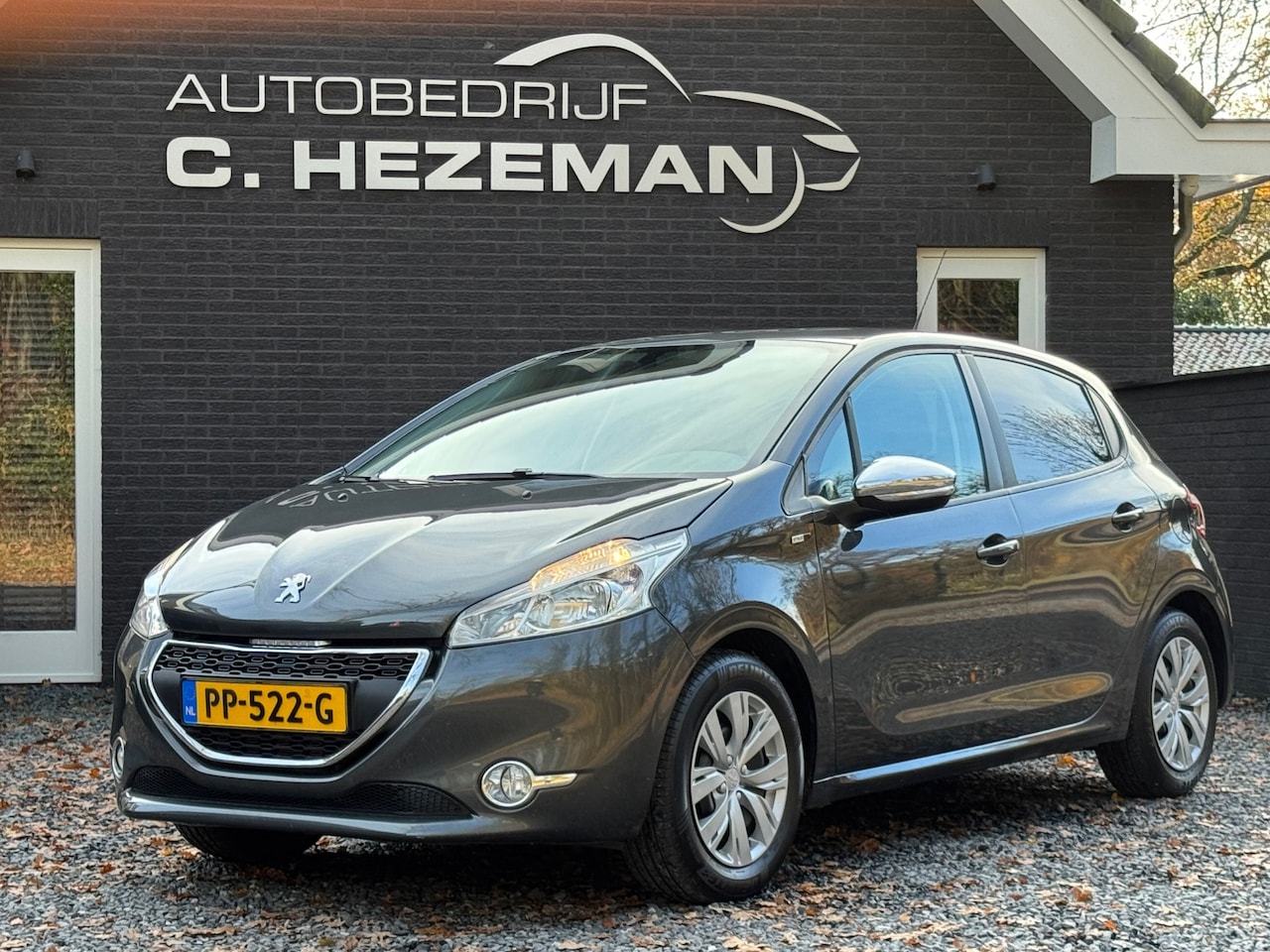 Peugeot 208 - 1.2 VTi Allure Cruise Control - AutoWereld.nl