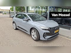 Audi Q4 e-tron - 45 quattro S Edition 82 kWh | S-line | l Adaptive Cruise Control l Apple Carplay | Andorid