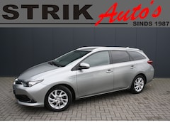 Toyota Auris Touring Sports - 1.8 Hybrid Dynamic - CAMERA - NAVIGATIE - 2e EIGENAAR