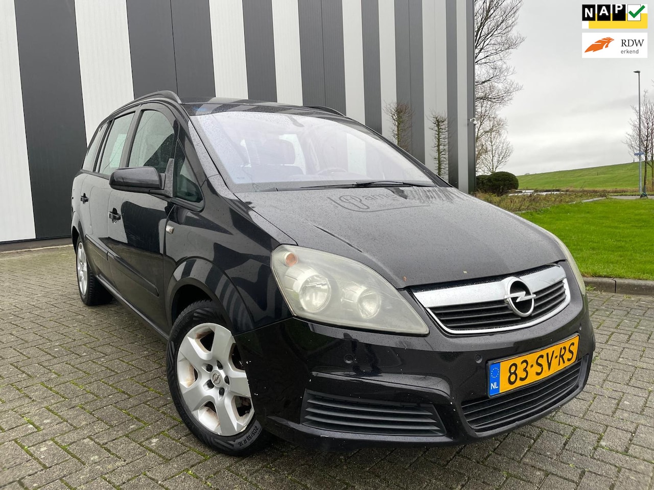Opel Zafira - 1.8 Executive 7Persoons-Nw APK-Pdc-Clima-Cruise-Trekhaak-2 Sleutels - AutoWereld.nl