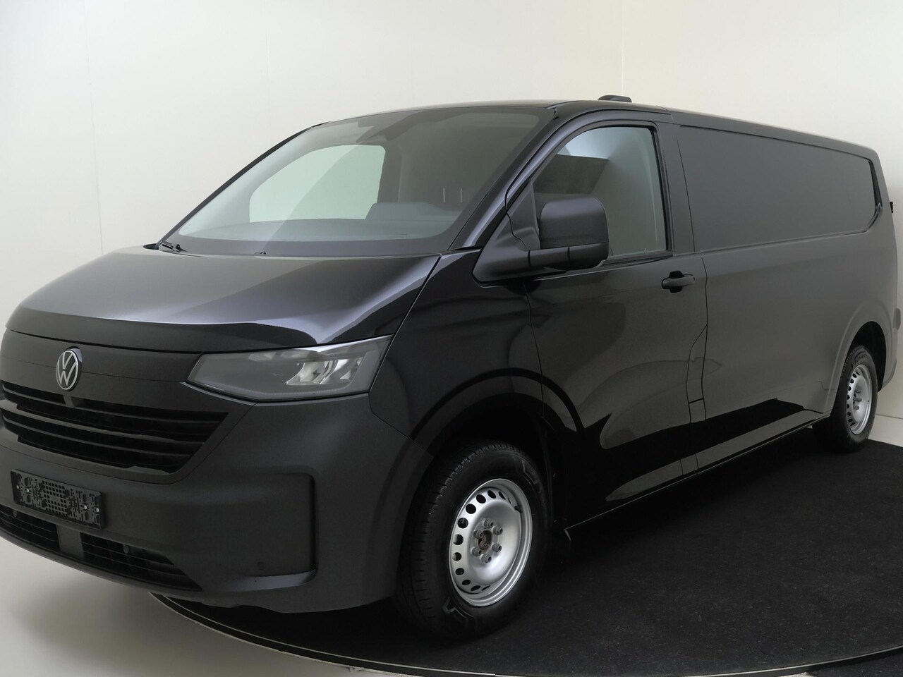 Volkswagen e-Transporter - Bedrijfswagens Bestelwagen L2 218pk 64kWh Elektrische aandrijving | Trekhaak, vast | Achte - AutoWereld.nl