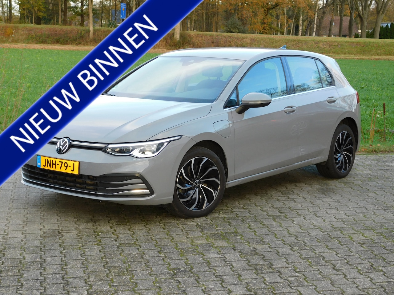 Volkswagen Golf - 1.4 eHybrid PHEV Style, Trekhaak, IQ light, Carplay, Camera - AutoWereld.nl