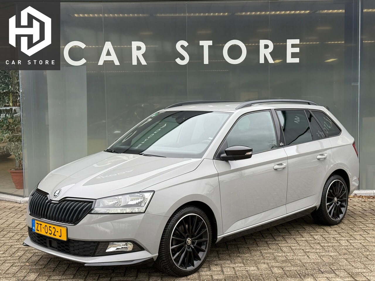Skoda Fabia Combi - 1.0 TSI 110PK DSG Monte Carlo Navi|Sportstoelen|PDC|Stoelverwarming - AutoWereld.nl