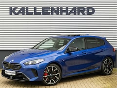 BMW 1-serie - M135 xDrive - Pano - Memoryzetels - ACC - Stuurwiel Verwarmd - Head-up